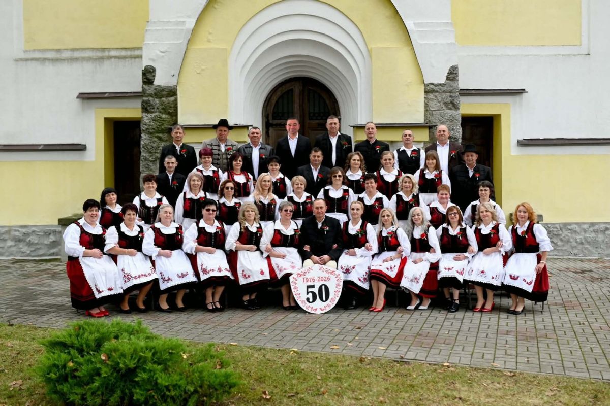 50 de ani